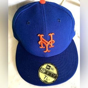 New Era 59fifty New York Mets 2015 World Series Size 7 1/8. Fitted Hat.